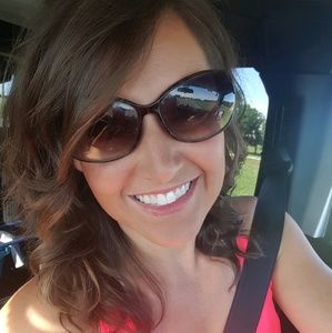 Meet your Posher, Sheree